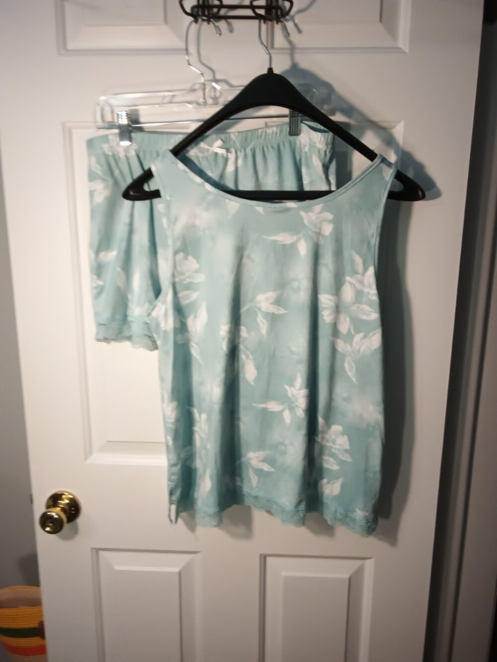Tahari Light Blue & White Floral Pajama Set - Picture 3 of 5